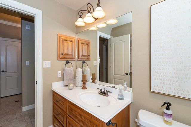5720 Sunbird Lane, Beaumont, TX 77708