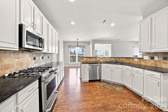2426 Smith Cove Road, Denver, NC 28037