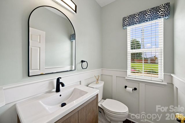 2426 Smith Cove Road, Denver, NC 28037