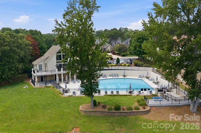 2426 Smith Cove Road, Denver, NC 28037