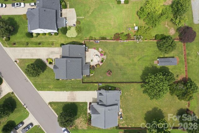2426 Smith Cove Road, Denver, NC 28037
