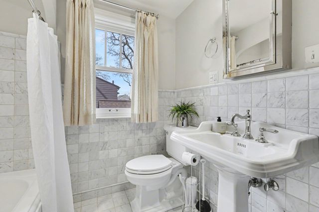 901 5th Street, Ann Arbor, MI 48103