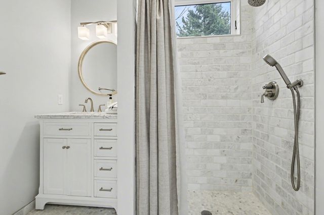 901 5th Street, Ann Arbor, MI 48103