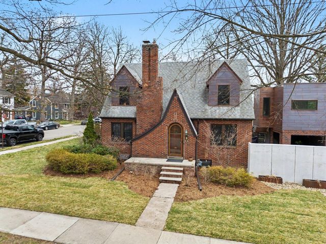 901 5th Street, Ann Arbor, MI 48103