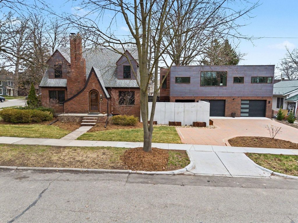 901 5th Street, Ann Arbor, MI 48103