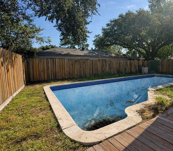 17206 E Sugar Meadow Drive, Houston, TX 77090