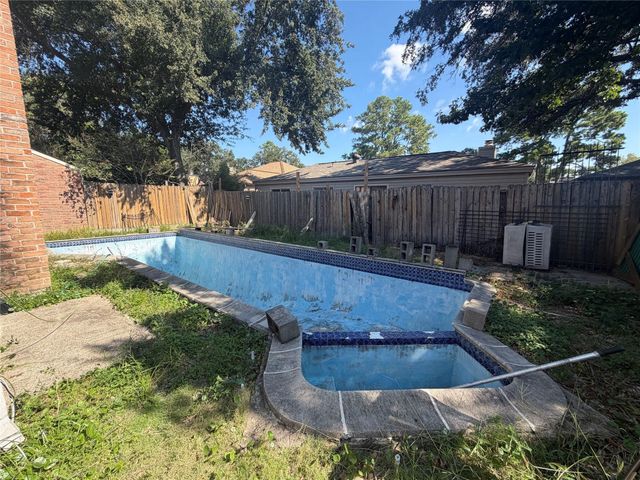 17206 E Sugar Meadow Drive, Houston, TX 77090