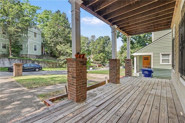 207 Ollie Street NW, Atlanta, GA 30314