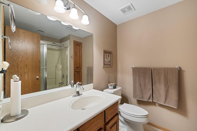 3131 N Forest Lakes Ct, Wichita, KS 67205