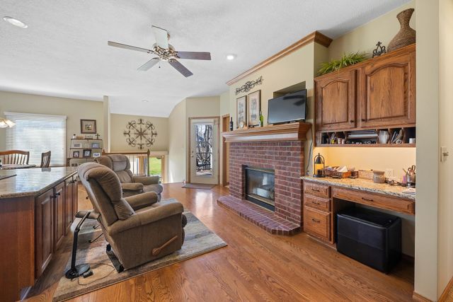 3131 N Forest Lakes Ct, Wichita, KS 67205