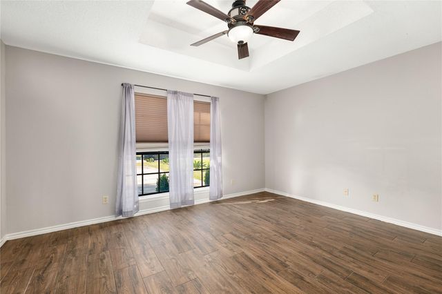 303 Narcissus Street, Lake Jackson, TX 77566