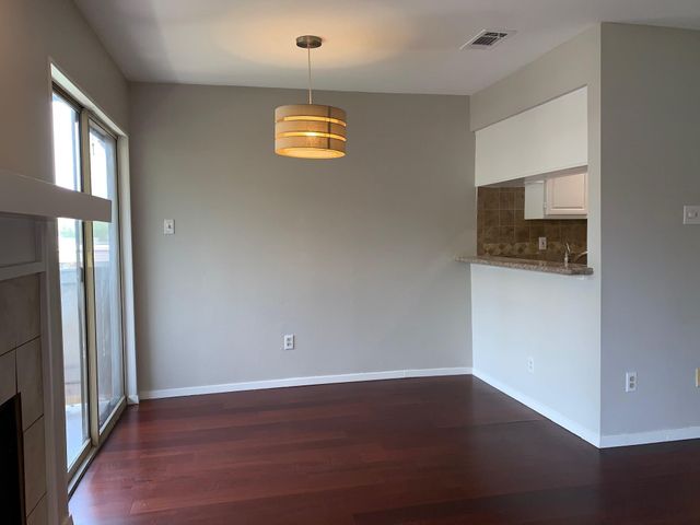 5740 Martel Avenue A12, Dallas, TX 75206