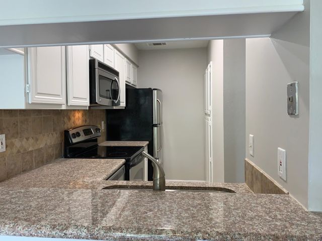 5740 Martel Avenue A12, Dallas, TX 75206