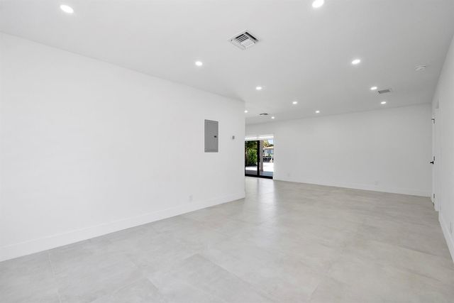 491 SE 19th Avenue, Pompano Beach, FL 33060