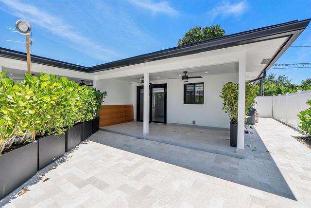 491 SE 19th Avenue, Pompano Beach, FL 33060