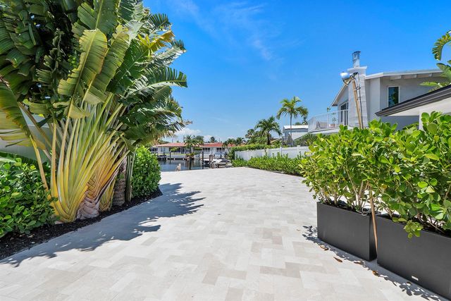491 SE 19th Avenue, Pompano Beach, FL 33060