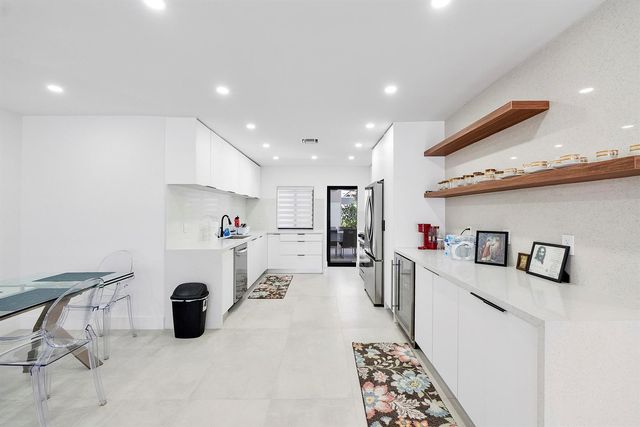 491 SE 19th Avenue, Pompano Beach, FL 33060