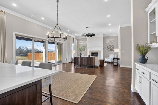 7217 Harris Place, Arlington, TX 76001