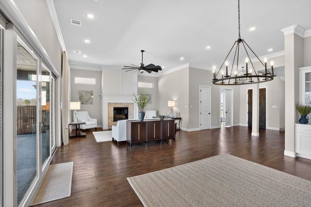 7217 Harris Place, Arlington, TX 76001