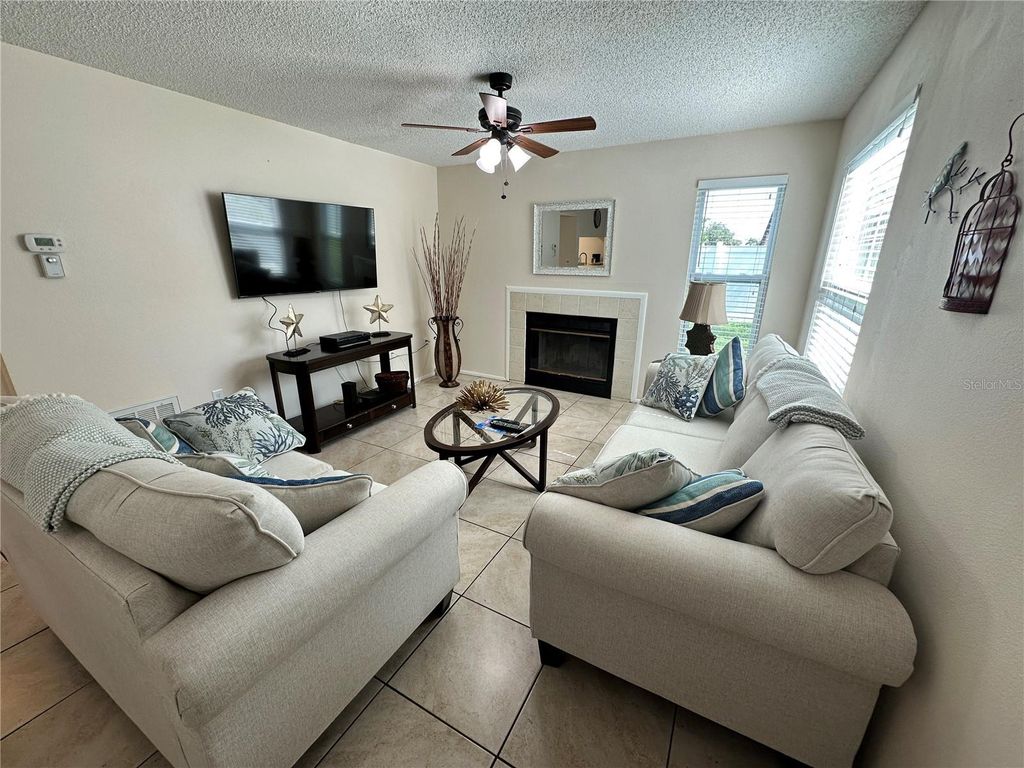 3846 59TH AVENUE W 3846, BRADENTON, FL 34210 — photo 3