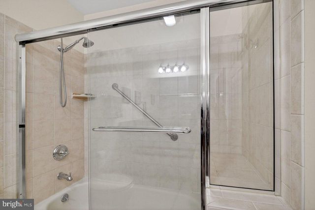 17-B GEORGE WASHINGTON DR, Monroe Township, NJ 08831