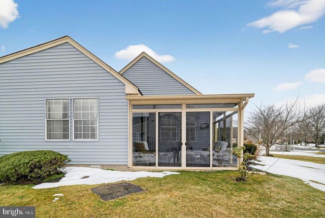 17-B GEORGE WASHINGTON DR, Monroe Township, NJ 08831