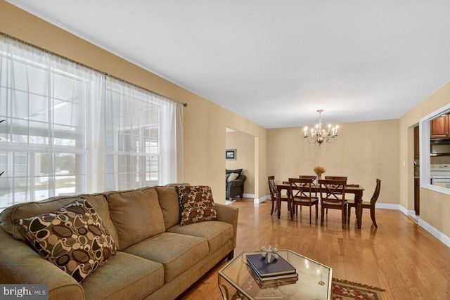 17-B GEORGE WASHINGTON DR, Monroe Township, NJ 08831