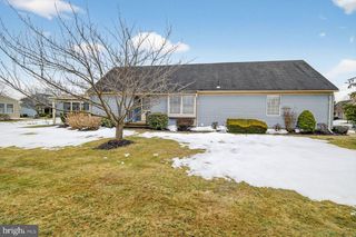 17-B GEORGE WASHINGTON DR, Monroe Township, NJ 08831