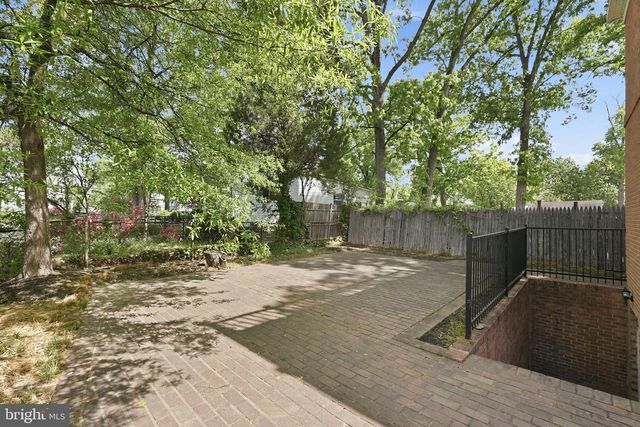 5149 11TH ST S, Arlington, VA 22204