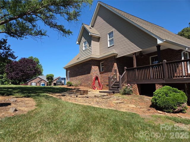 5510 Land Harbour Drive, Granite Falls, NC 28630