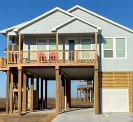 25010 San Simeon Ct, Galveston, TX 77554