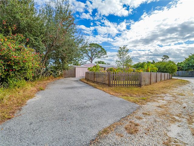 12910 74th Court, Sebastian, FL 32958