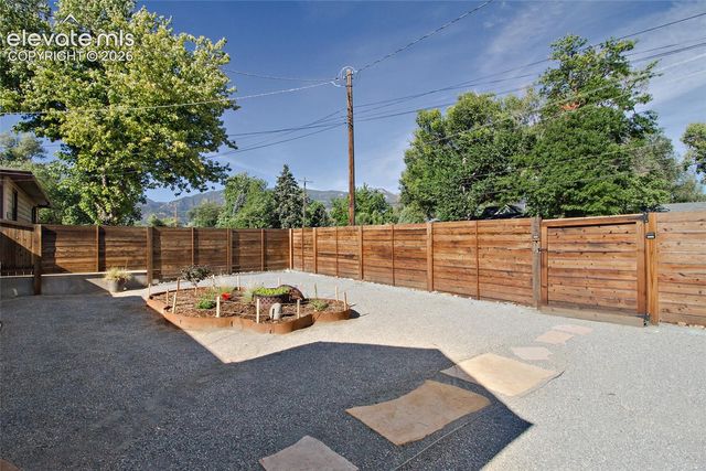 309 N 19th Street, Colorado Springs, CO 80904