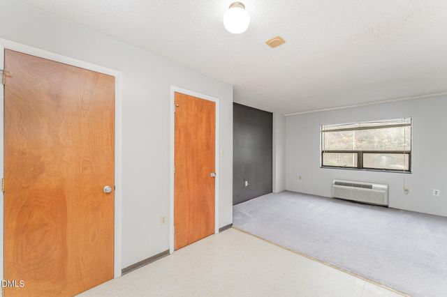 4700 Westgrove Street 216, Raleigh, NC 27606