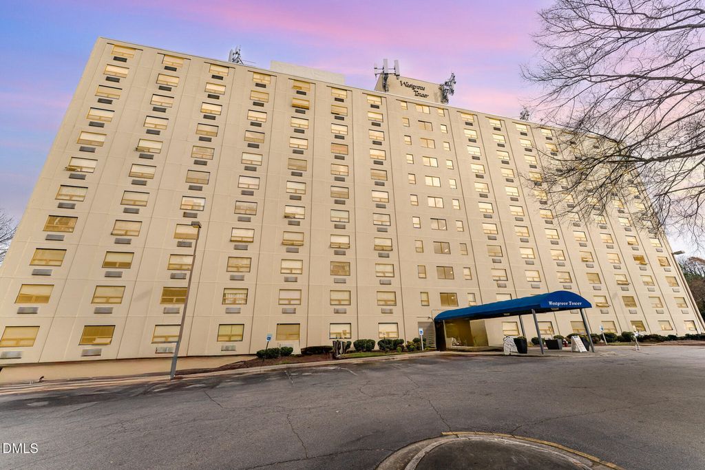 4700 Westgrove Street 216, Raleigh, NC 27606