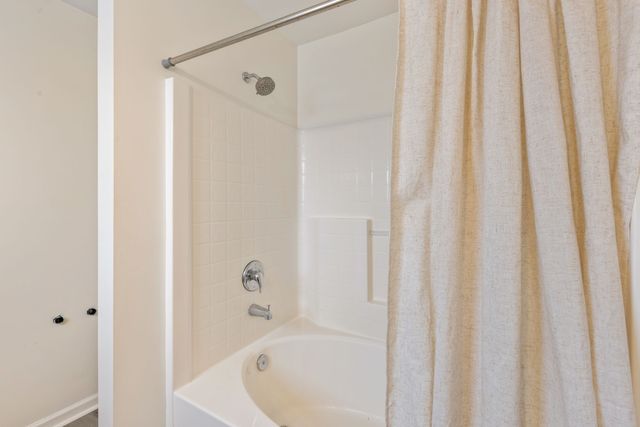 219 Northcrest Commons Cir, Nashville, TN 37211