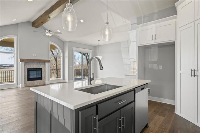 17378 S Raintree Drive Bldg J Unit 37, Olathe, KS 66062