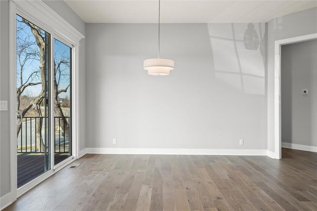 17378 S Raintree Drive Bldg J Unit 37, Olathe, KS 66062