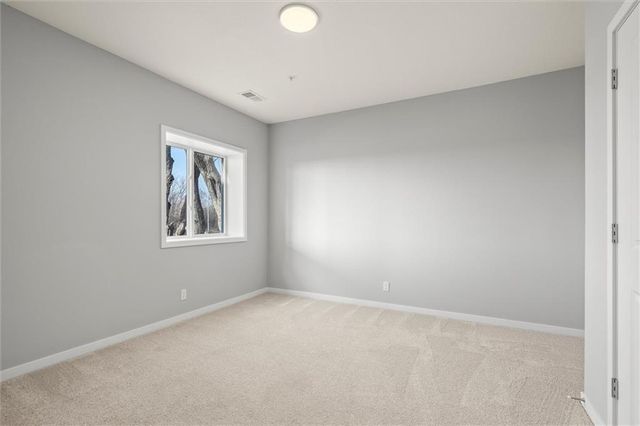 17378 S Raintree Drive Bldg J Unit 37, Olathe, KS 66062