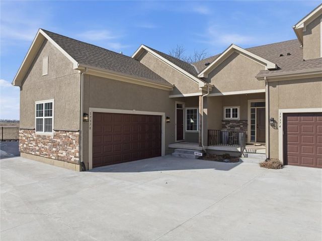 17378 S Raintree Drive Bldg J Unit 37, Olathe, KS 66062