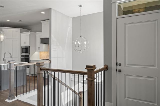 17378 S Raintree Drive Bldg J Unit 37, Olathe, KS 66062