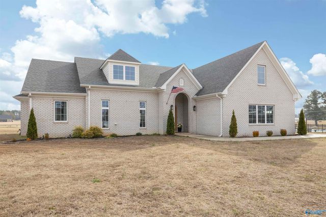 6218 Norris Mill Road, Hartselle, AL 35640