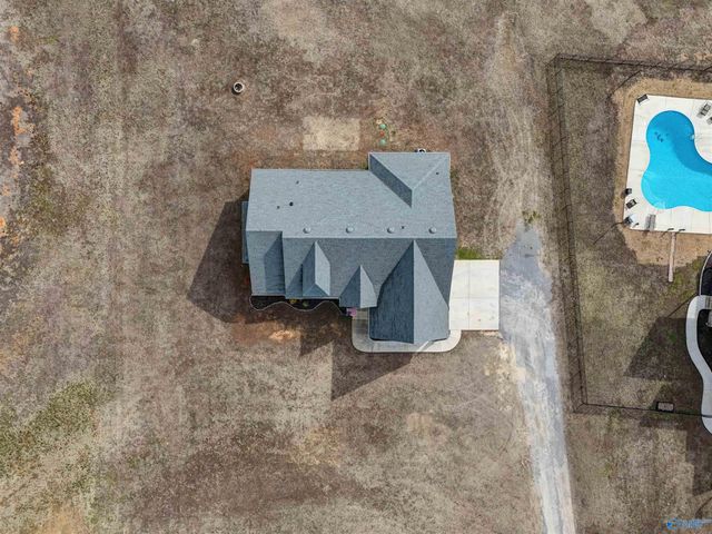 6218 Norris Mill Road, Hartselle, AL 35640