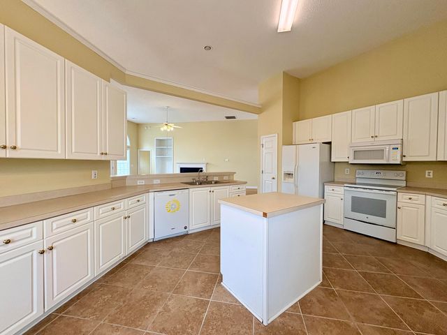204 Founders Ridge Road, Columbia, SC 29229