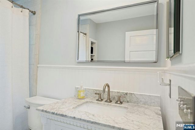 141 W End Avenue, Ridgewood, NJ 07450