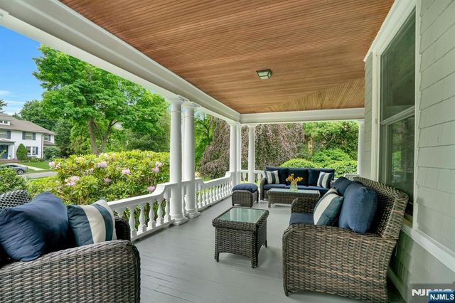 141 W End Avenue, Ridgewood, NJ 07450