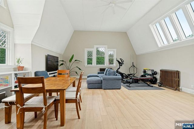 141 W End Avenue, Ridgewood, NJ 07450