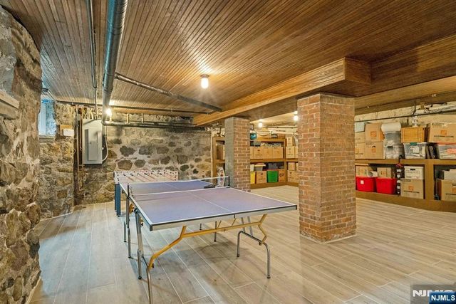 141 W End Avenue, Ridgewood, NJ 07450