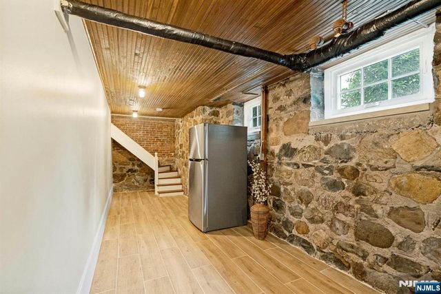 141 W End Avenue, Ridgewood, NJ 07450