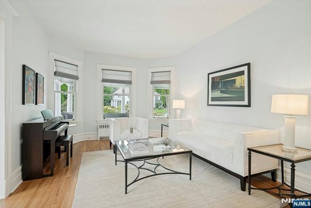 141 W End Avenue, Ridgewood, NJ 07450
